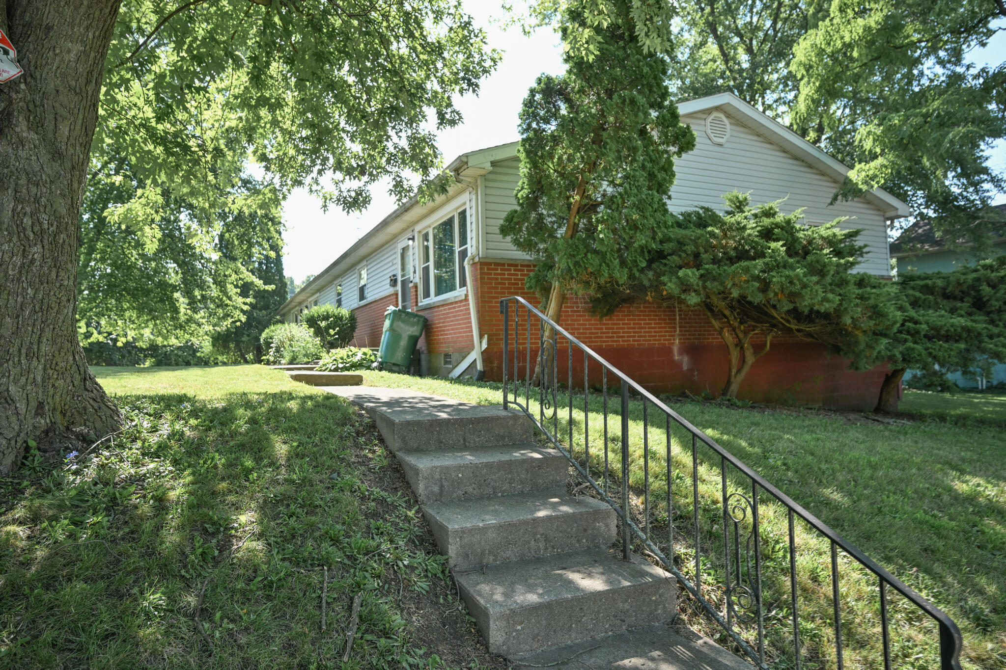 Property Photo: