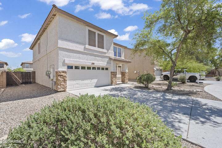 Property Photo: 3232 W Saint Anne Avenue AZ 85041