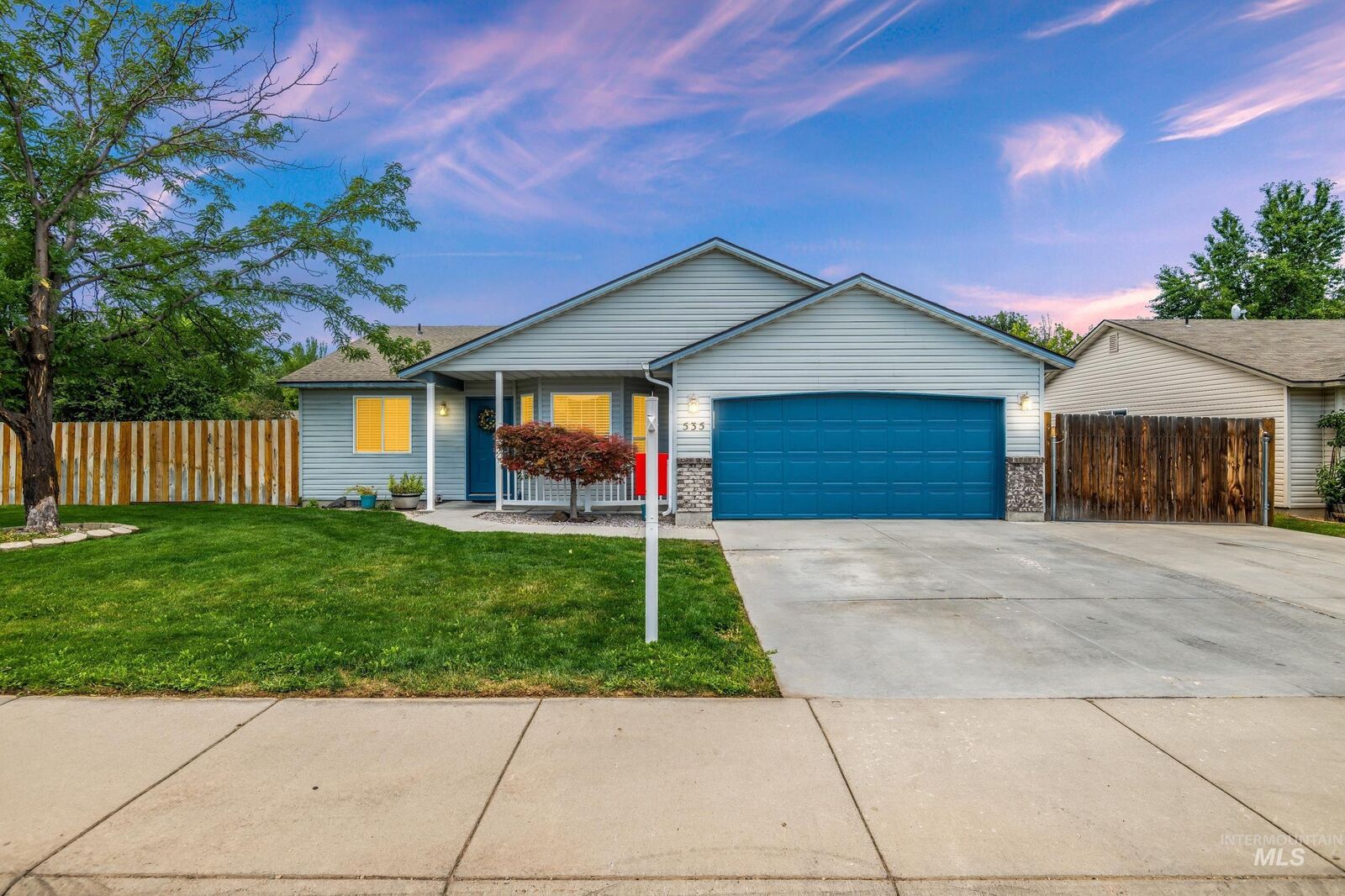 Property Photo:  535 N Katsura Ave.  ID 83634-2282 