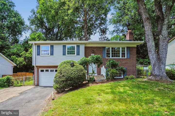 Property Photo: 13804 Gilbert Road VA 22193