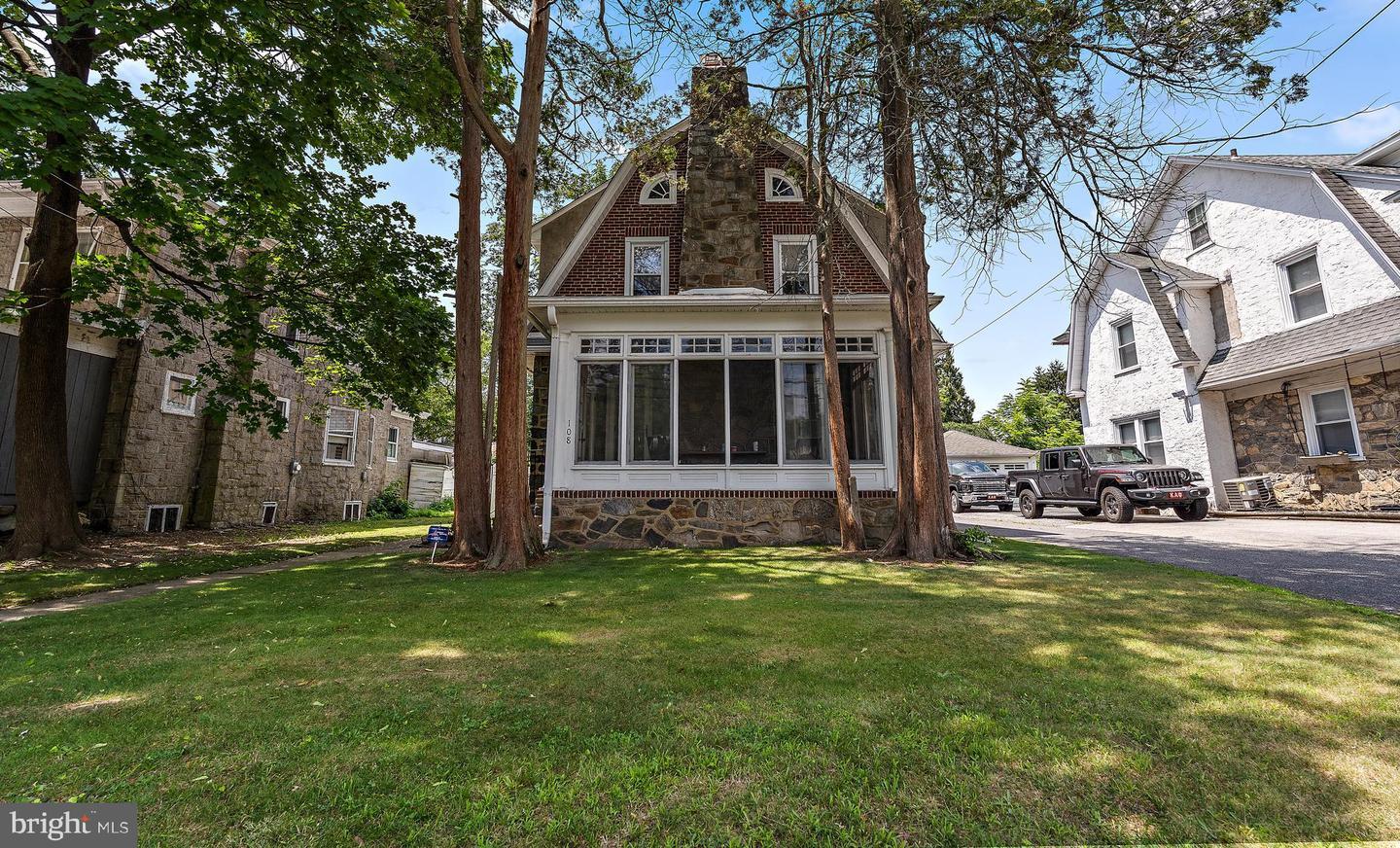 Property Photo:  108 E Parkway Avenue  PA 19013 