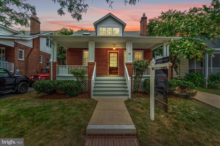 15 W Masonic View Avenue  Alexandria VA 22301 photo