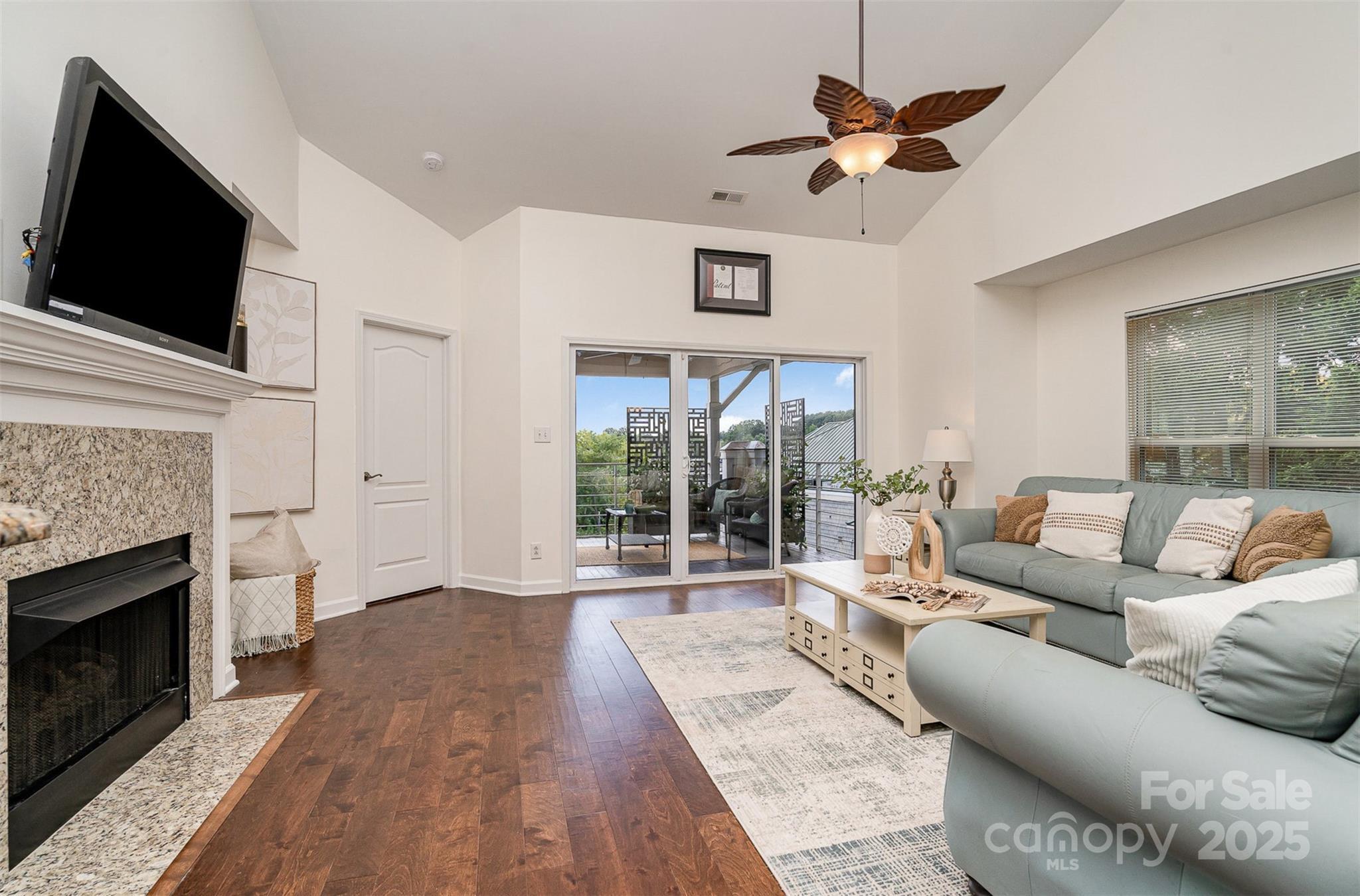 Property Photo: 18643 Harborside Drive 36 NC 28031