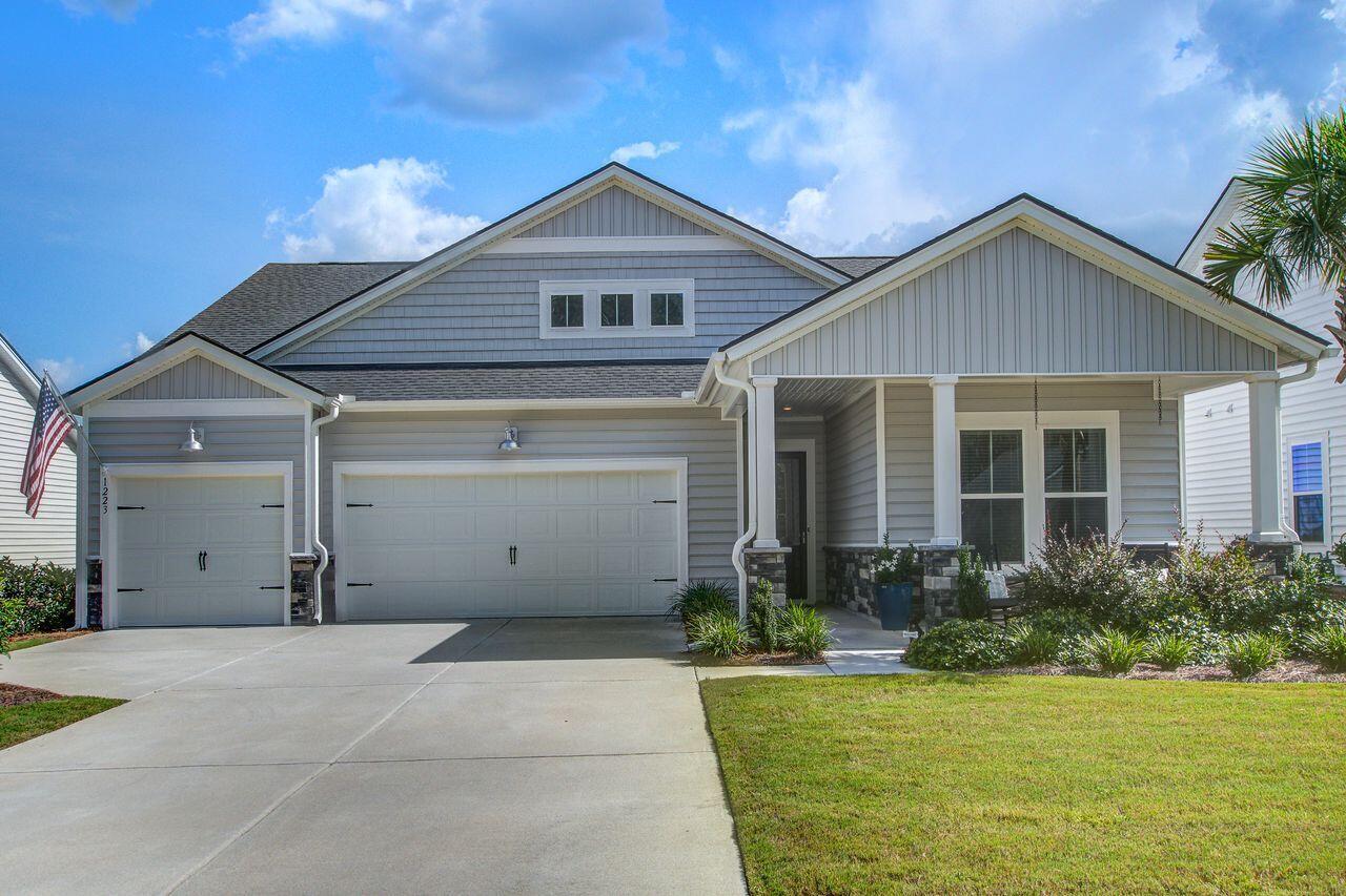 Property Photo: 1223 Locals Street SC 29485
