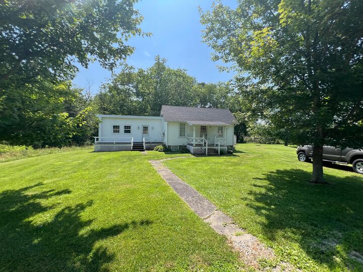 Property Photo:  2320 Sundance Road  OH 43701 