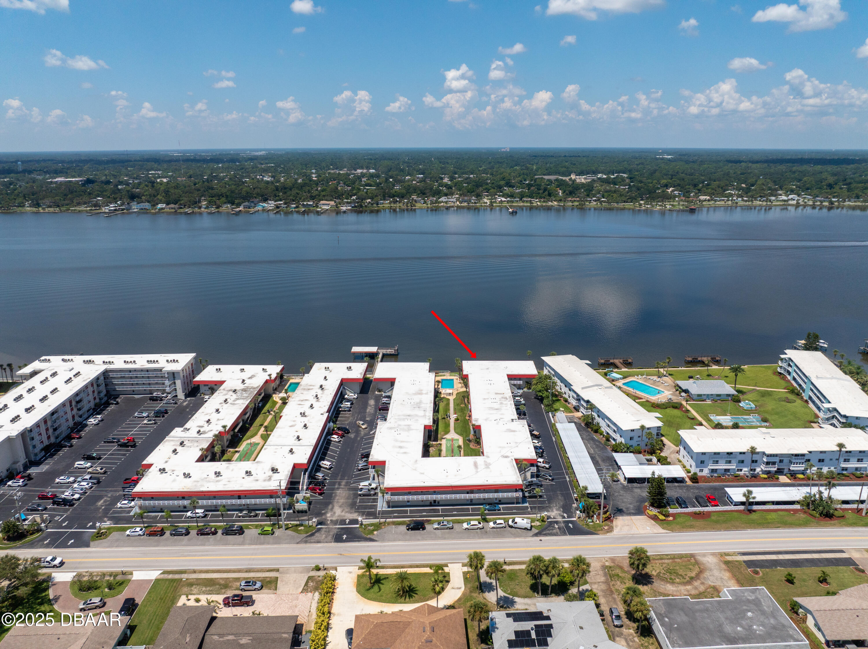 Photo de la propriété: 2901 N Halifax Avenue 205 FL 32118