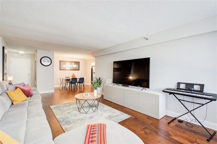 Property Photo:  2479 Peachtree Road NE 304  GA 30305 
