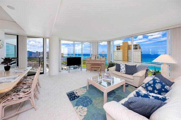 88 Piikoi Street 3009  Honolulu HI 96814 photo