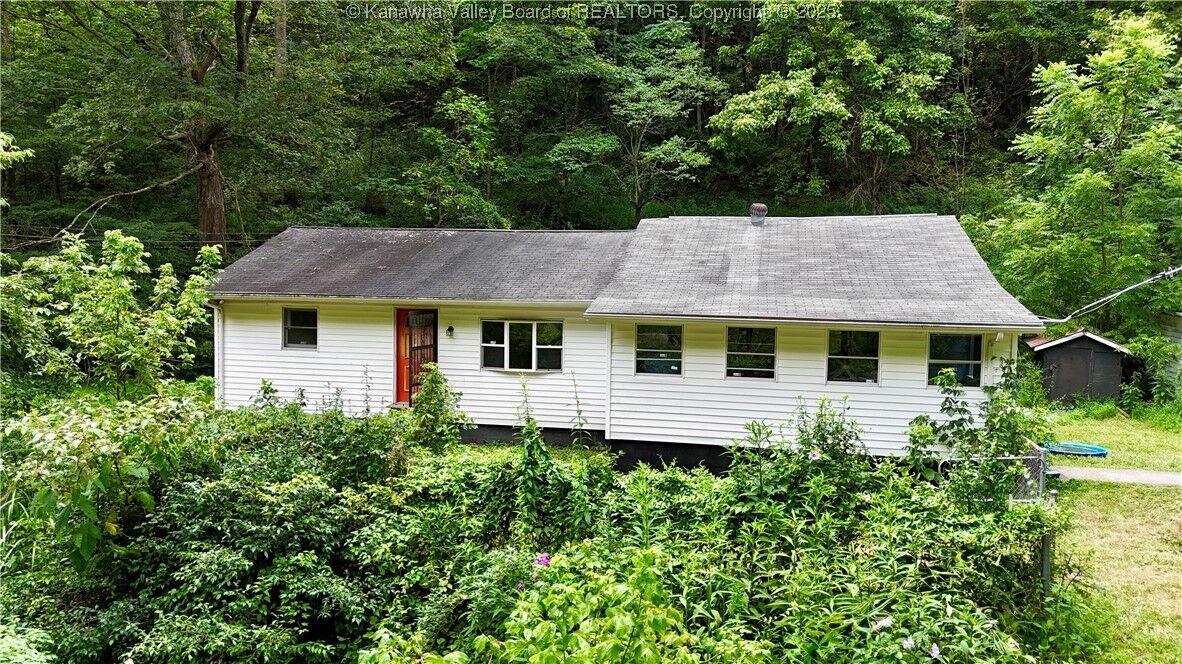 Property Photo:  1749 Chapps Fork Road  WV 25312 
