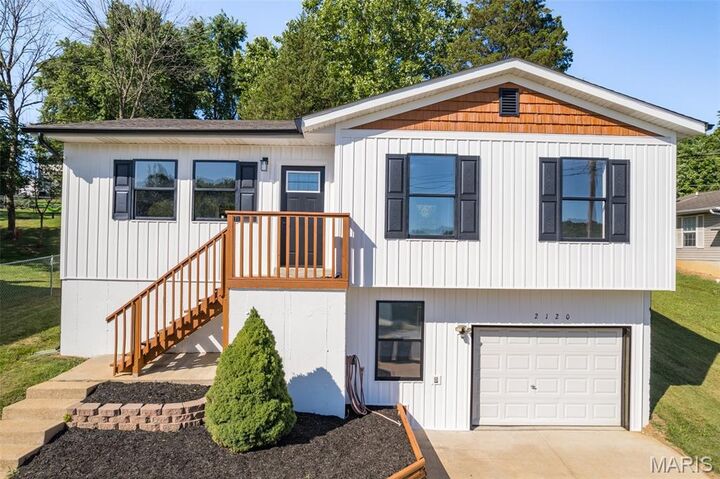 Property Photo:  2120 Meadow Brook Drive  MO 63020 