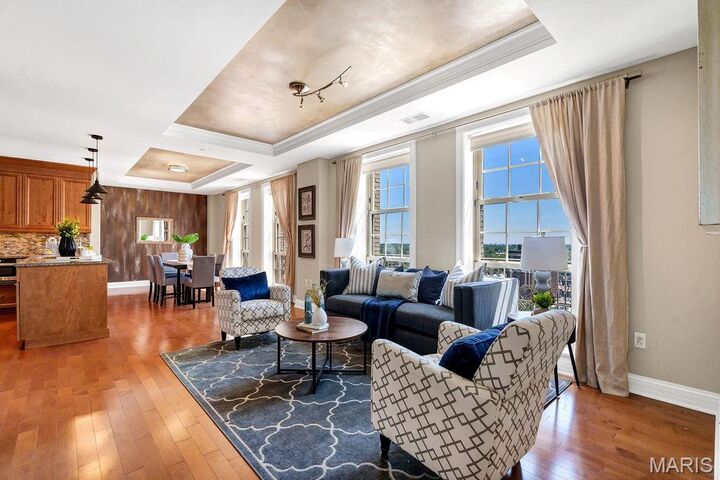 232 N Kingshighway Boulevard 1201  St Louis MO 63108 photo