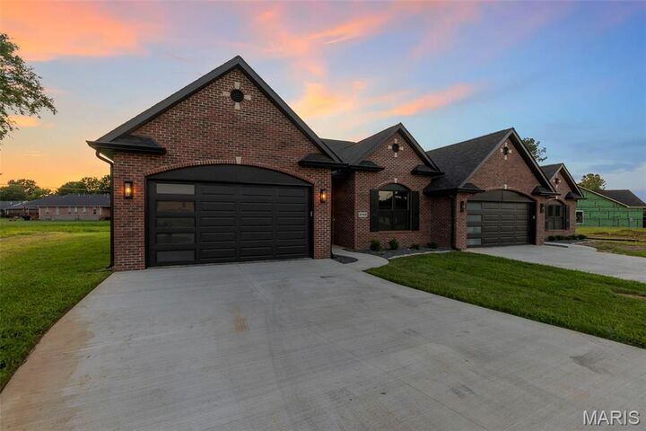 3707 Beechwood Court  Cape Girardeau MO 63701 photo