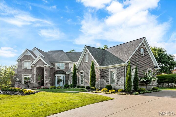 5319 Lancelot Drive  Weldon Spring MO 63304 photo