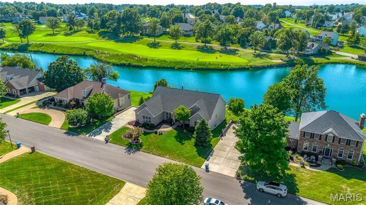 Property Photo:  862 Whitmoor Drive  MO 63304 