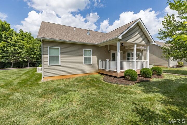 Property Photo:  1860 Lakeshore Drive  MO 63640 