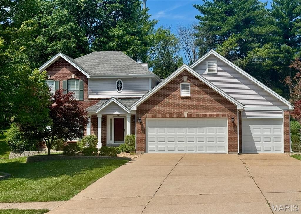 Property Photo:  1827 Pheasant Run Drive  MO 63043 