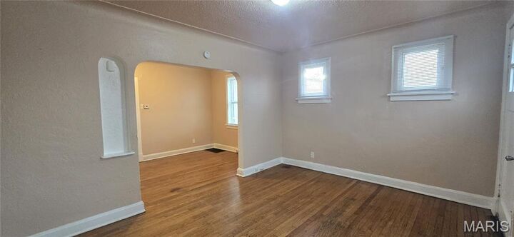 Property Photo: 6128 Bircher Street MO 63120