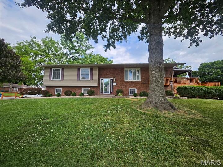 2201 Richmond Avenue  Granite City IL 62040 photo