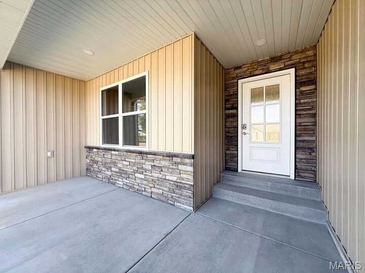 Property Photo:  201 Ariel Court  MO 63601 