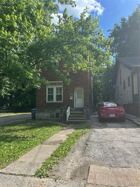 Property Photo: 2020 McLaran Avenue MO 63136