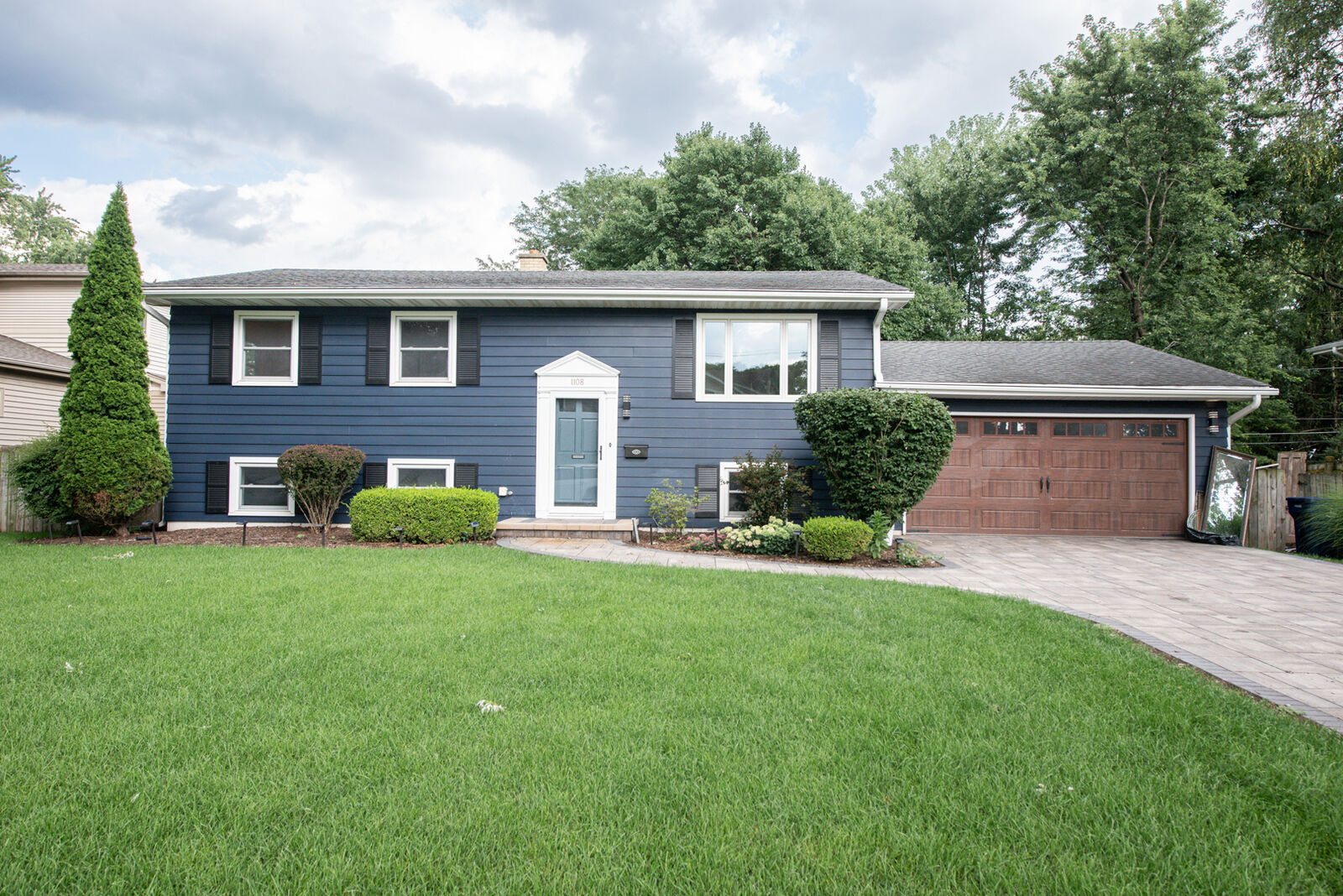 Property Photo: 1108 Emerald Drive IL 60540