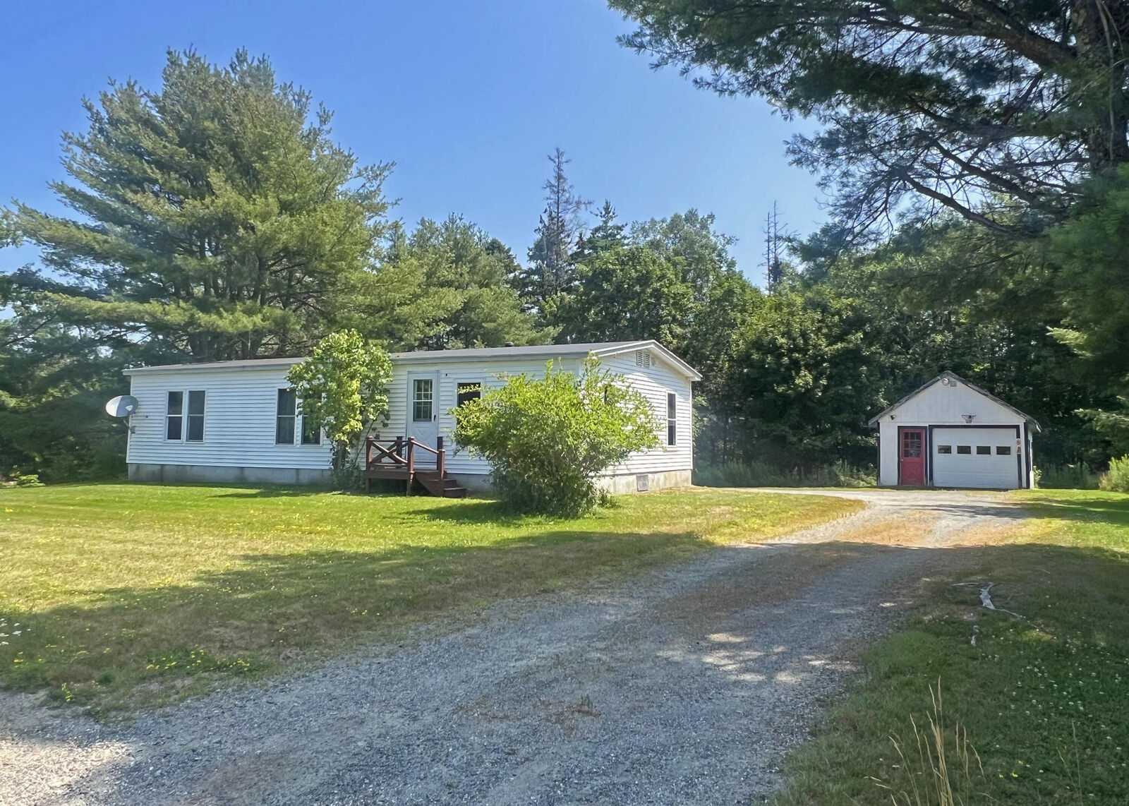 Property Photo:  68 Bayside Road  ME 04605 