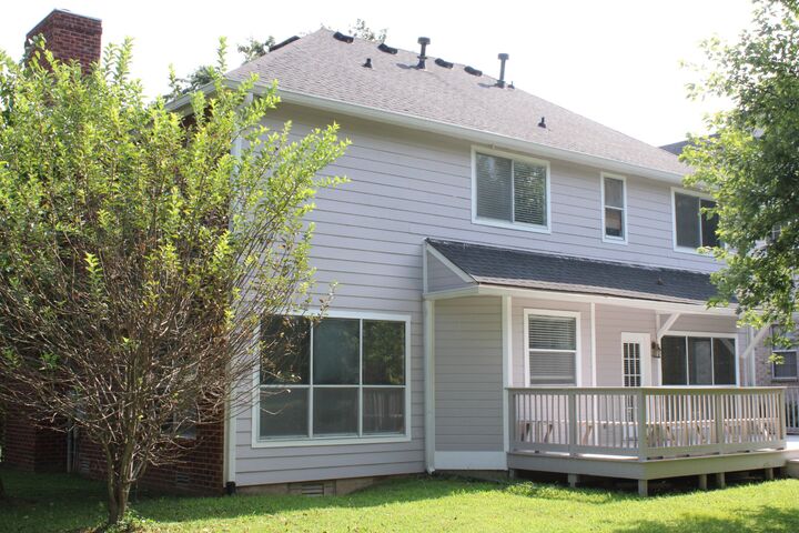 Property Photo: 5065 W Oak Highland Dr TN 37013