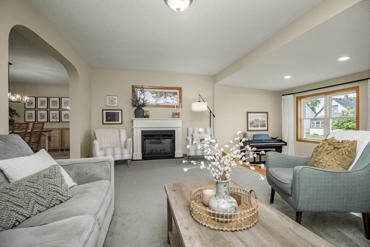Property Photo: 533 1st Avenue S MN 55075