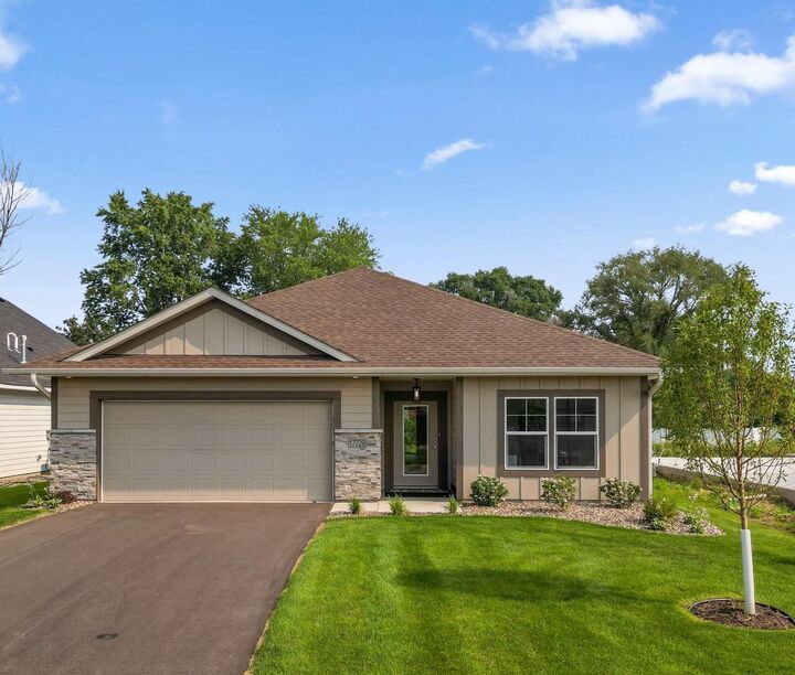 17729 Everest Avenue  Lakeville MN 55044 photo
