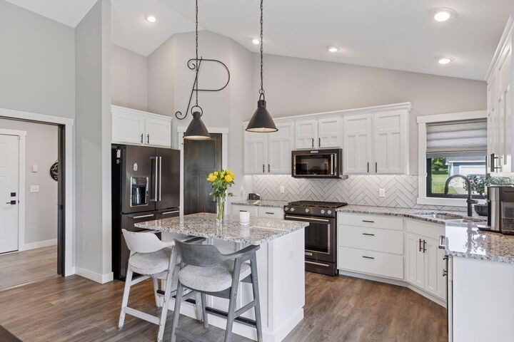 Property Photo:  203 Vista Circle  WI 54022 