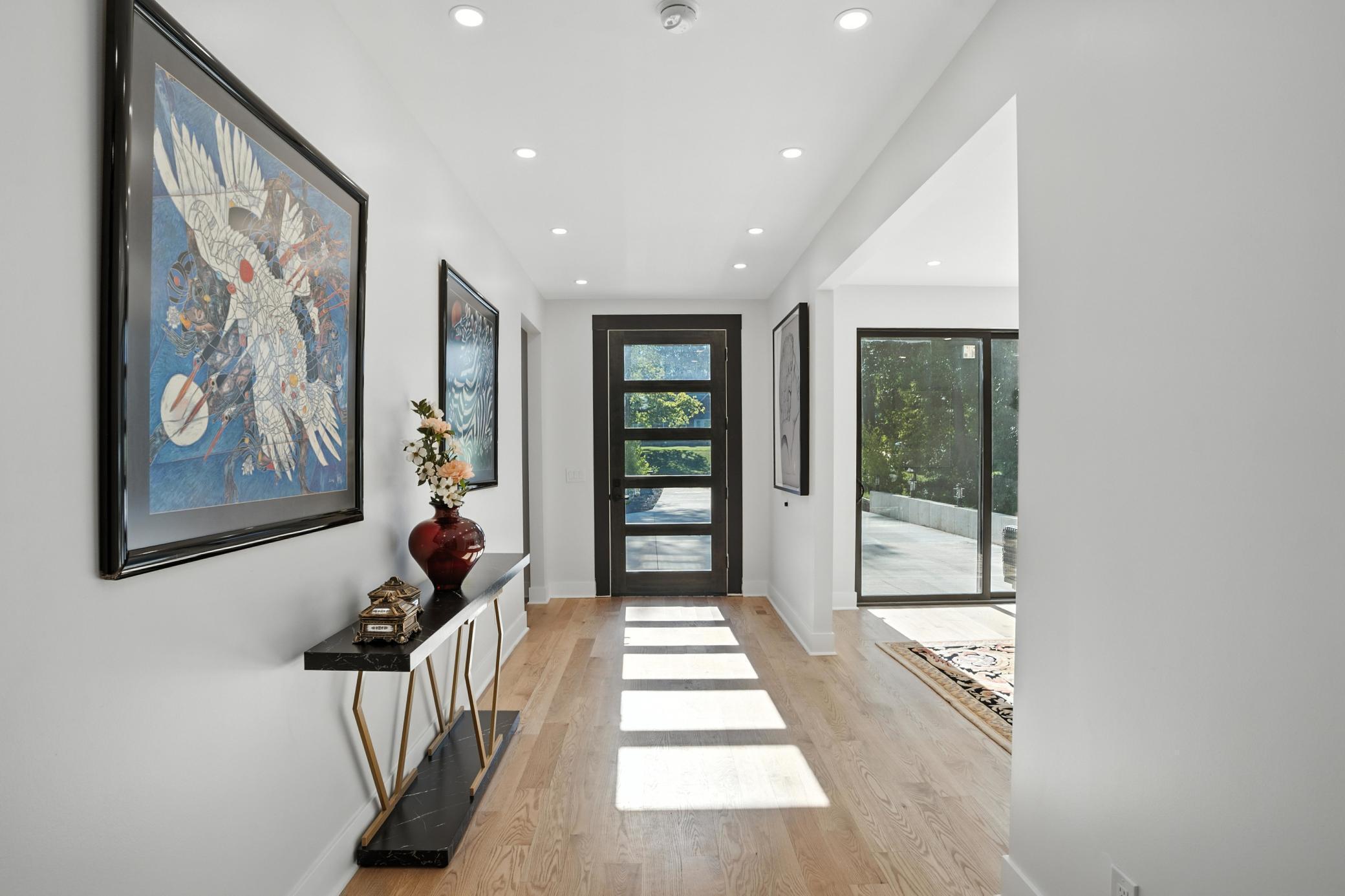 Property Photo:  1125 Tyrol Trail  MN 55416 