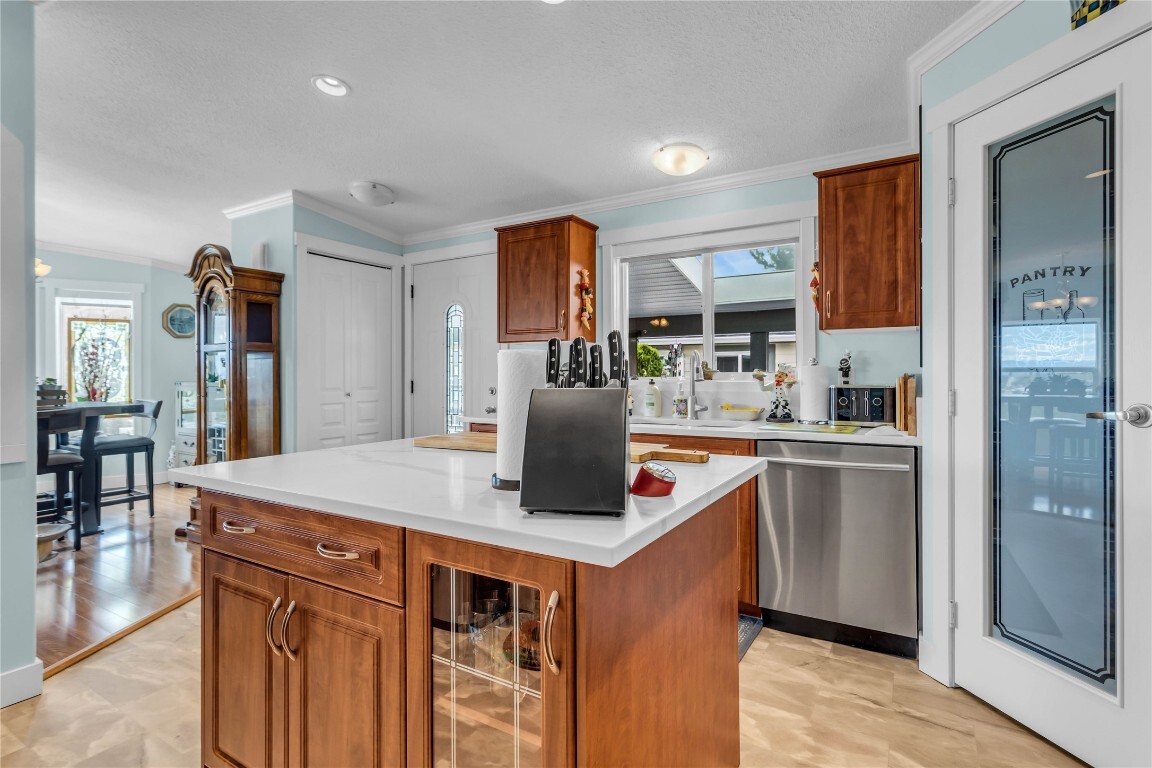 Property Photo: 2025 Shannon Lake Road 10 BC V4V 1V5