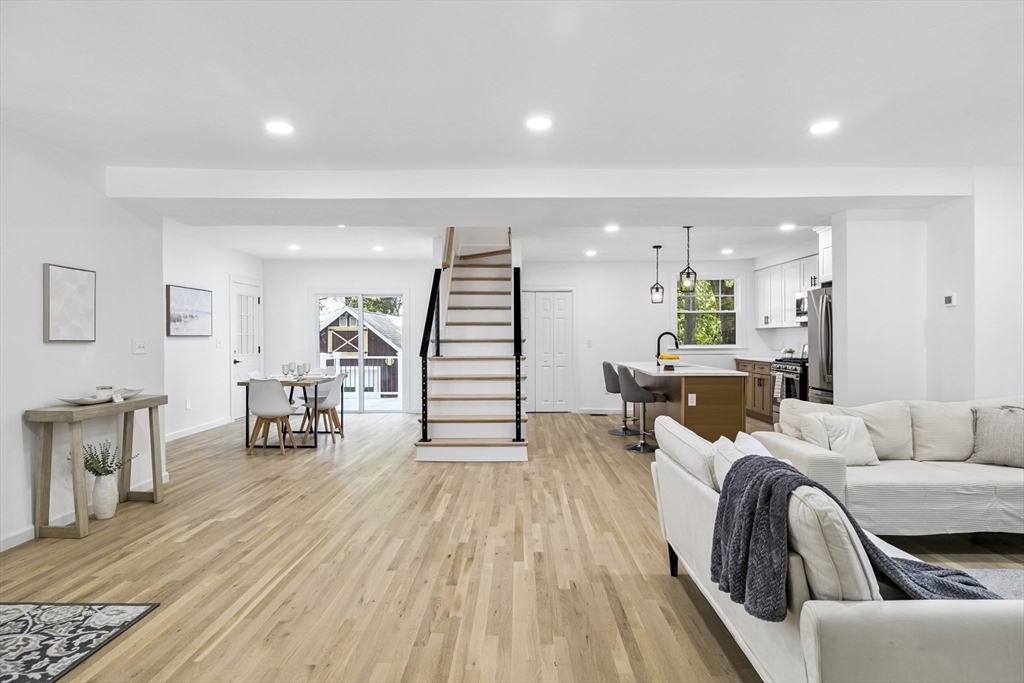 Property Photo: 7 Wesleyan St MA 01545