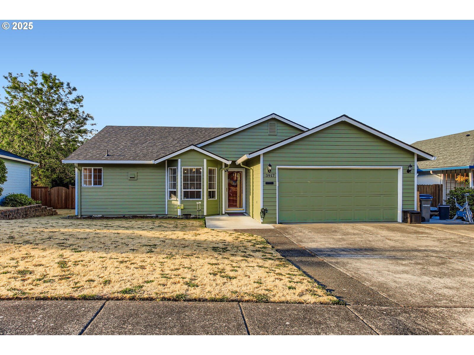 Property Photo: 3917 NE 35th Cir WA 98661