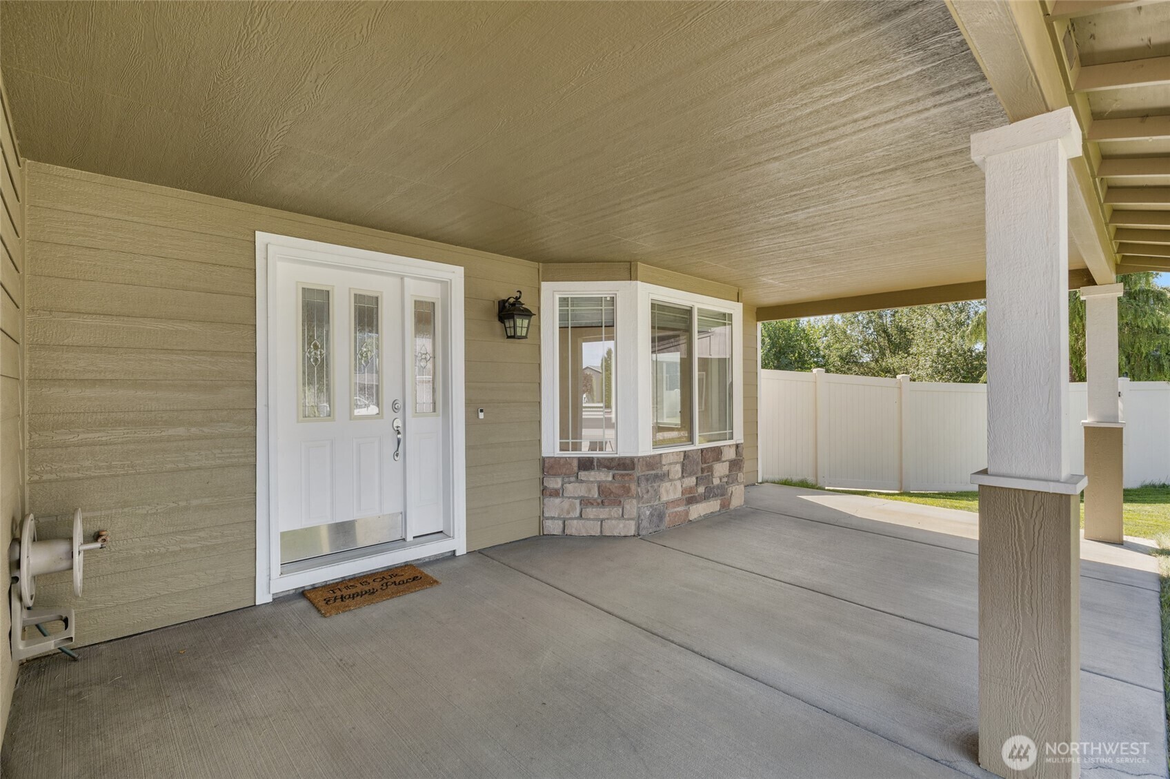 Property Photo: 1055 July Court WA 98837