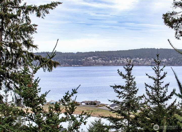 Property Photo:  150  West Street  WA 98382 