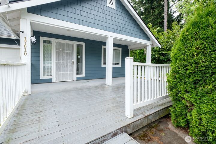 17610  14th Place W  Lynnwood WA 98037 photo