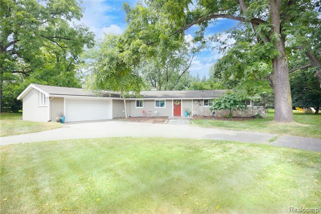 32875 Wing Lake Road  Franklin Vlg MI 48025 photo