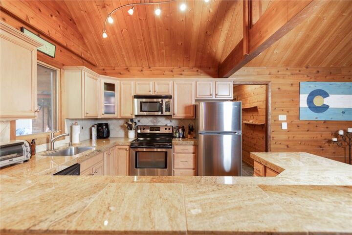 Property Photo: 118 American Way CO 80424