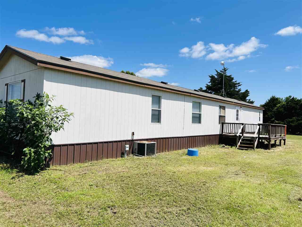 Property Photo: 19908 E 32nd Lot 2 OK 74085
