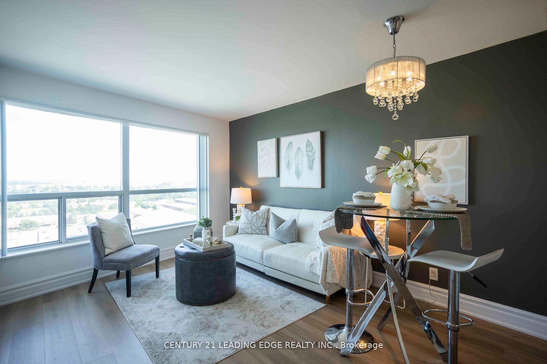 Property Photo: 38 Lee Centre Drive 2112 ON M1H 3J7