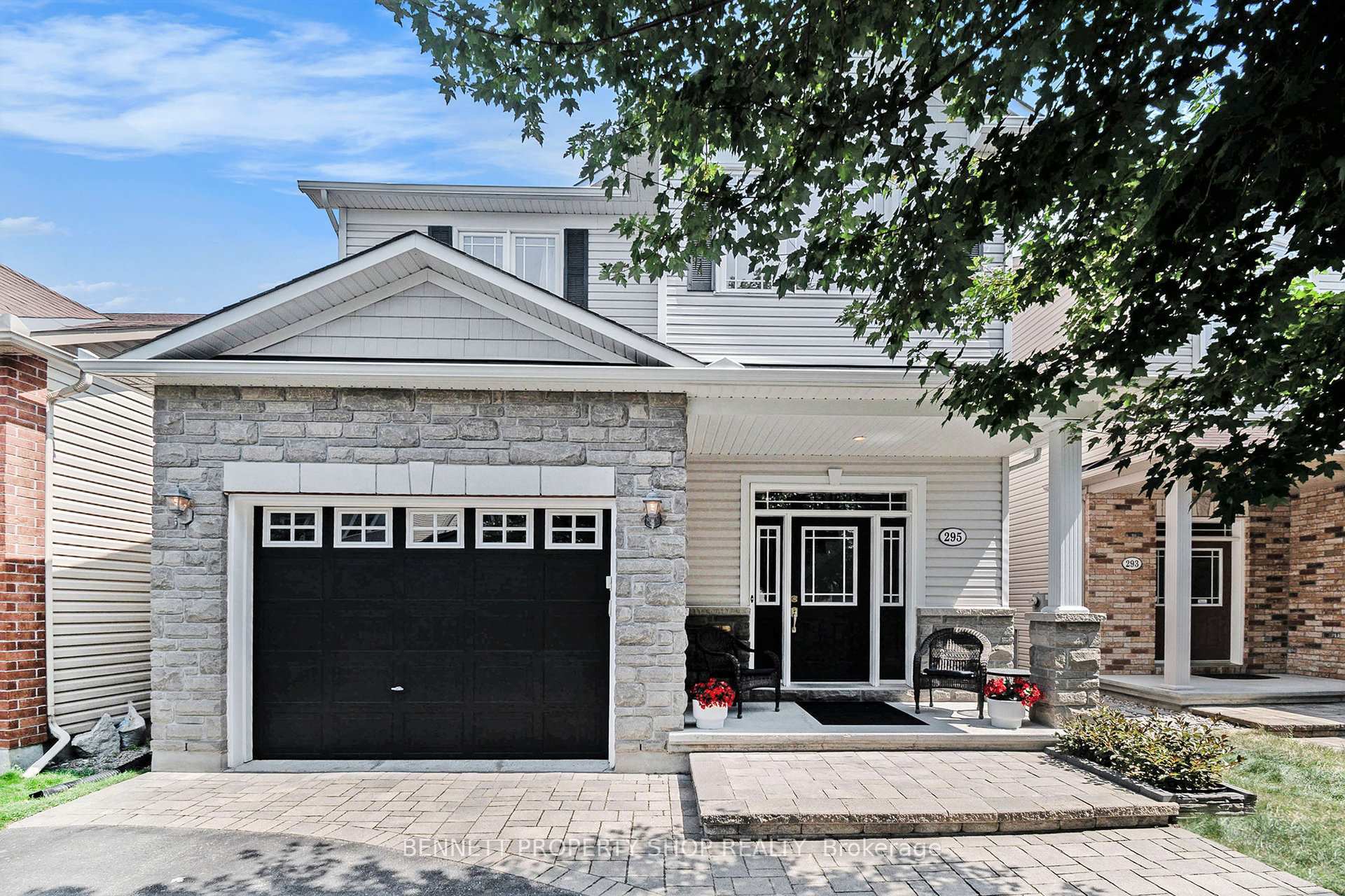 295 Harthill Way  Barrhaven ON K2J 0P3 photo