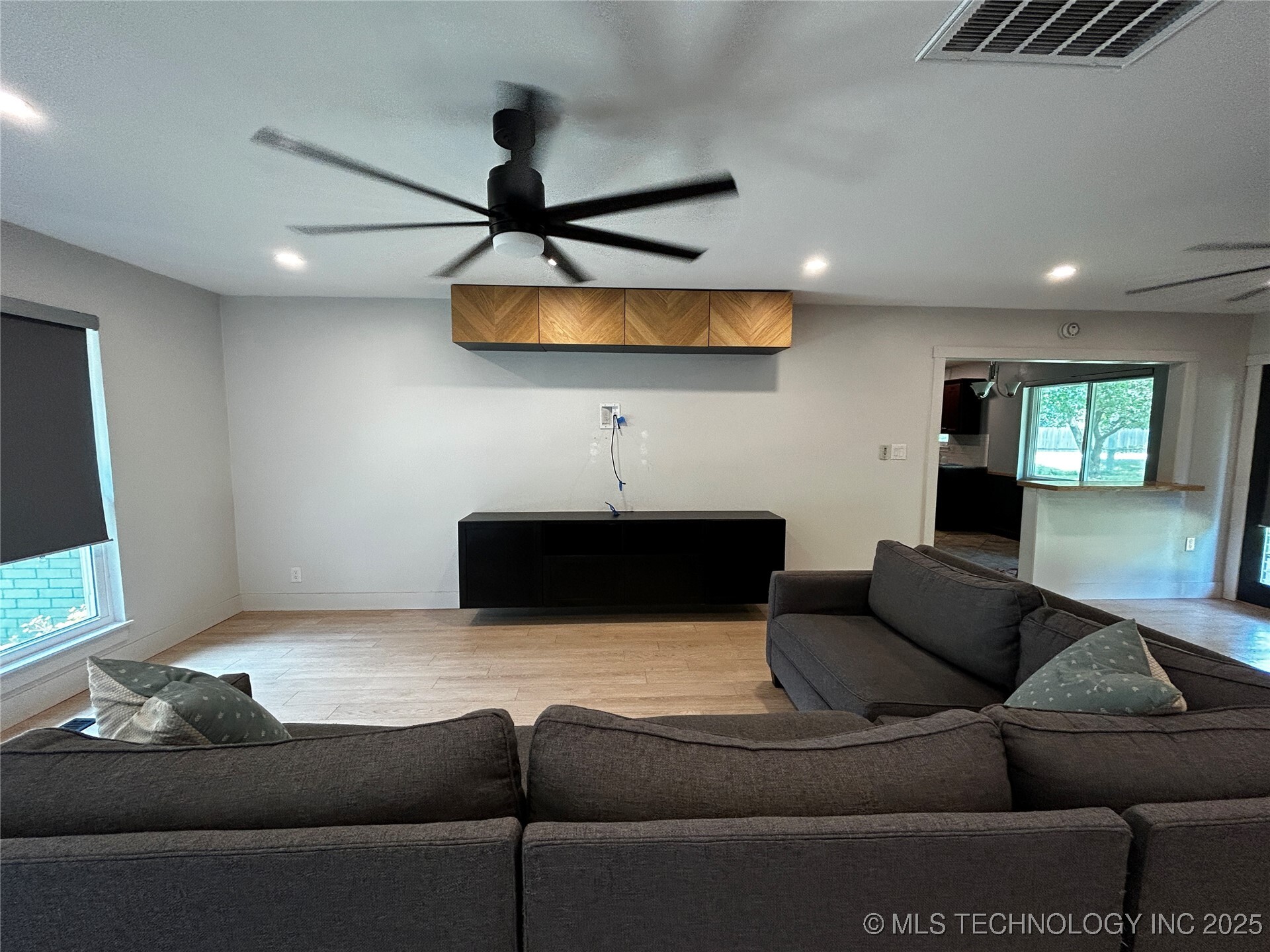 Property Photo:  12811 S 124th  OK 74011 