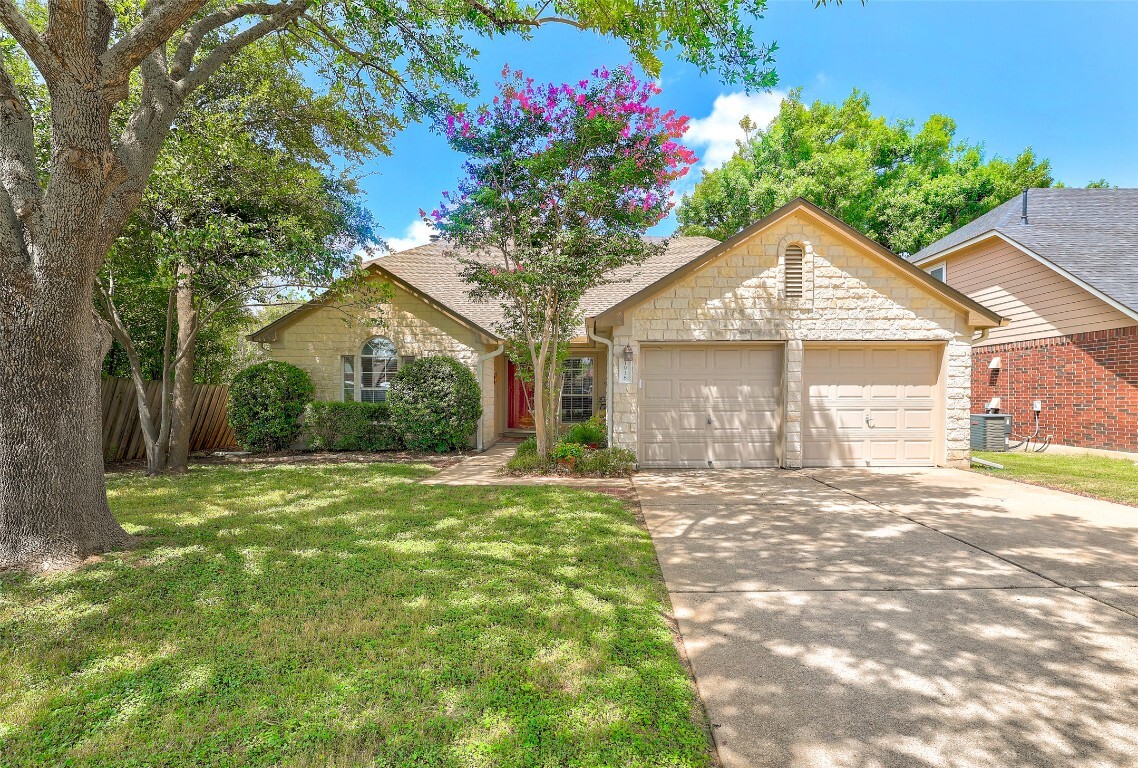 Property Photo:  1918 Pachea Trail  TX 78665 