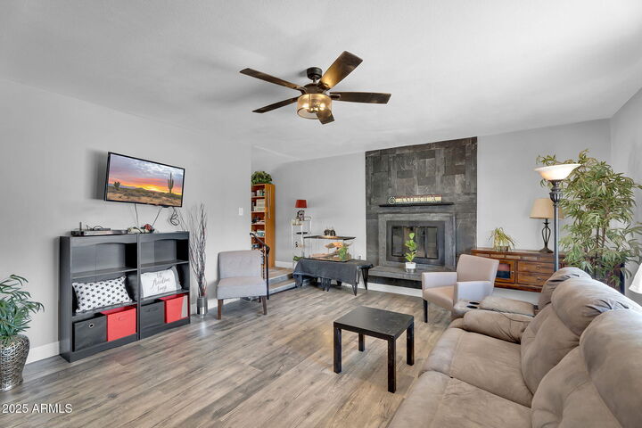 Property Photo:  122 E Hermosa Drive  AZ 85282 