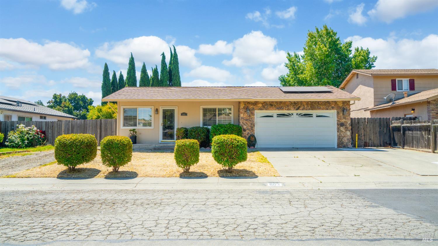Property Photo: 603 Charles Way CA 94585
