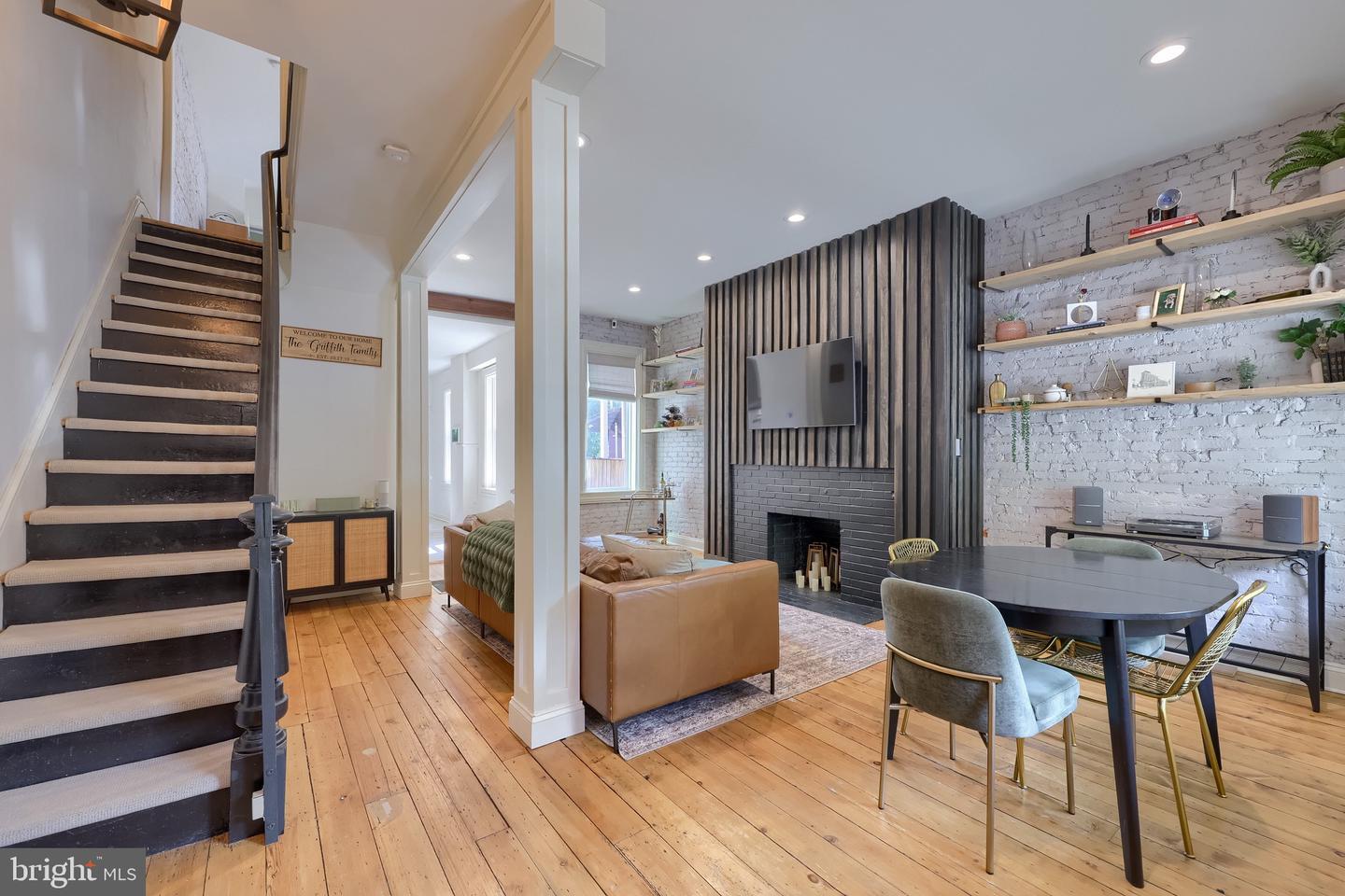 Property Photo: 146 E James Street PA 17602