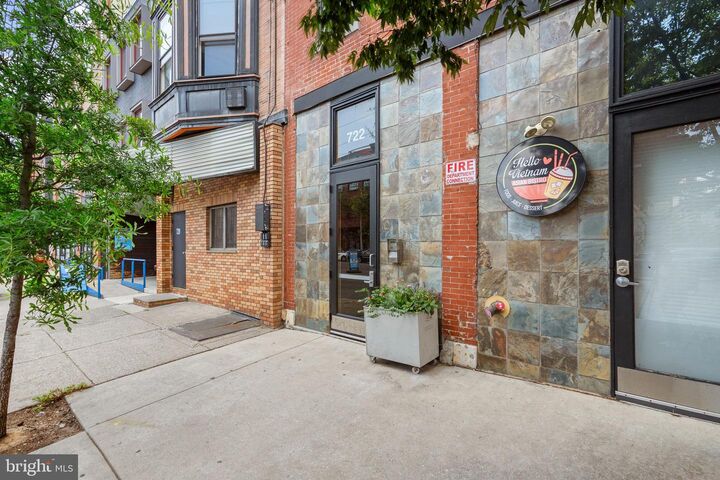 Property Photo: 722 N 2nd Street 301 PA 19123