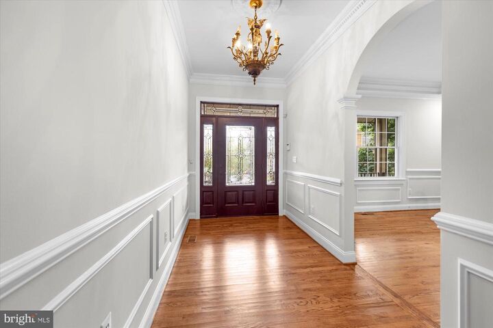 Property Photo: 1212 N Cleveland Street VA 22201