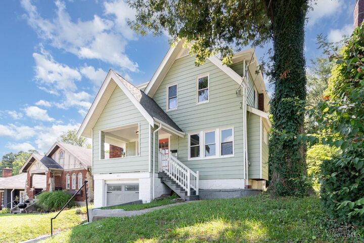 Property Photo:  2217 Crane Avenue  OH 45207 